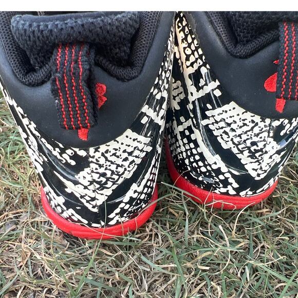 Nike Air Foamposite One Albino Snakeskers  Boy’s Size 13C (3B-BX) - Picture 7 of 9